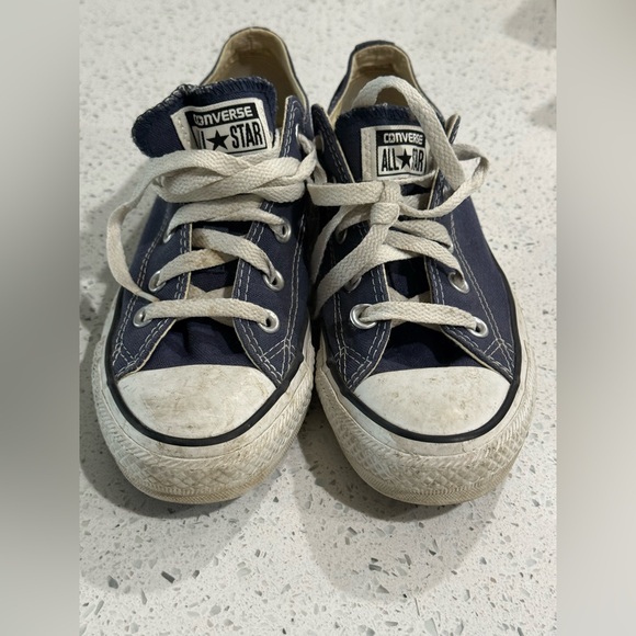 Converse All Star Low Top Navy Sneakers | Women’s 6 | Classic Worn-In 💙 - Picture 2 of 8
